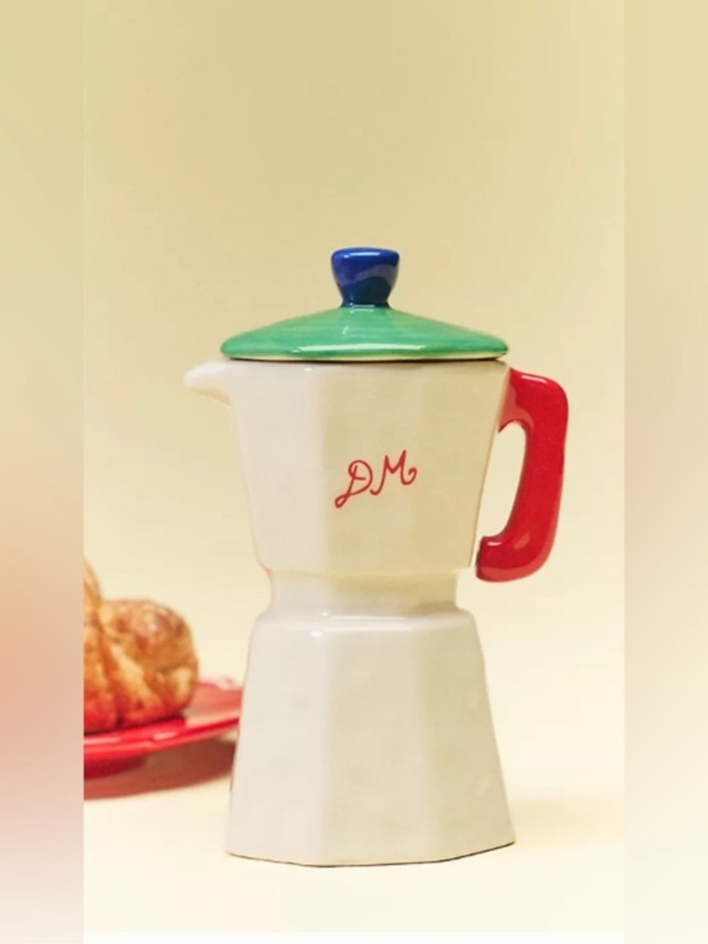 New Anthropologie x Damson Madder
Gourmand
Caramel Cafe Figural Ceramic
Candle - Picture 2 of 4